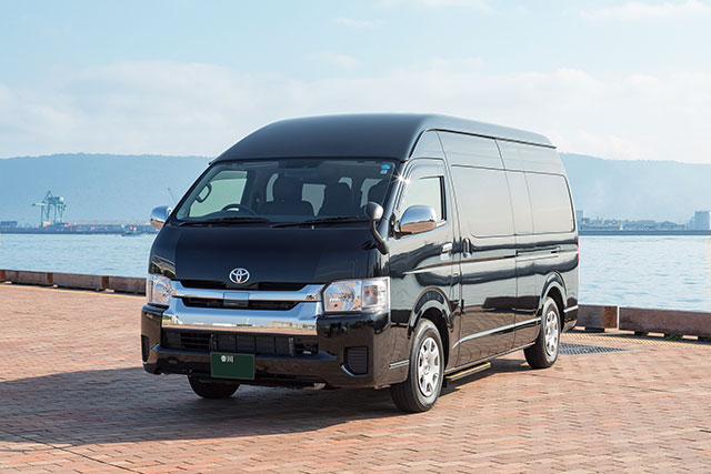 HIACE GRANDCABIN（ハイエースグランドキャビン）定員9名